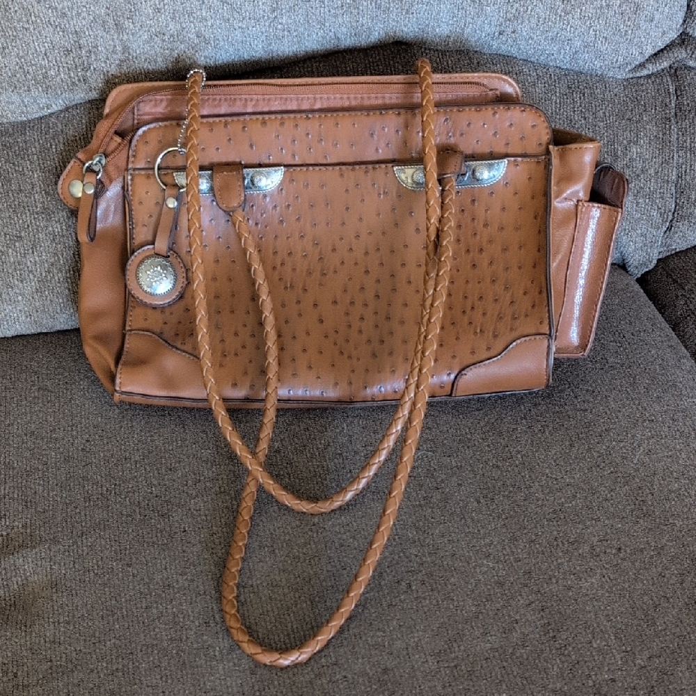 Bueno Tan Leather Shoulder Bag